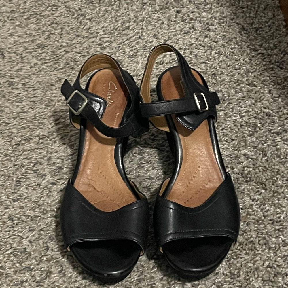 Clarks Women's Black Wedge Sandals